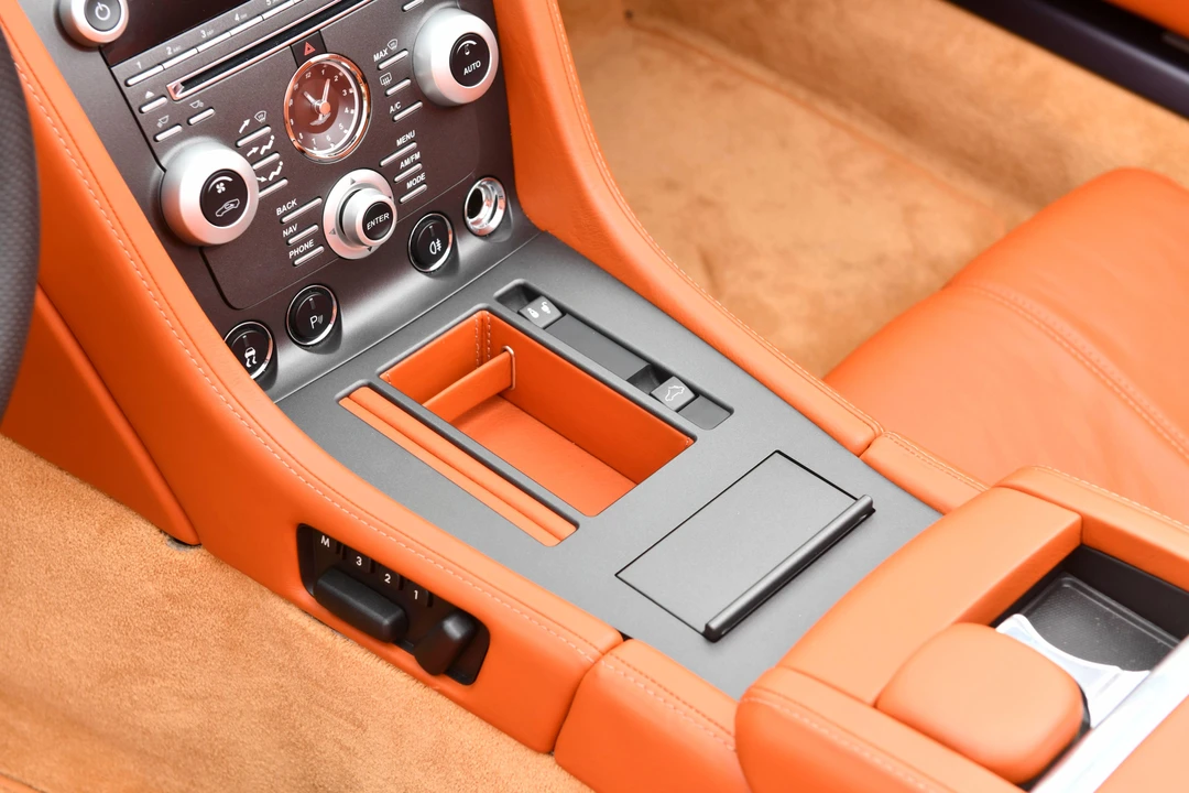 2010 Aston Martin V8 Vantage (2006-2017) - Image 29 of 31