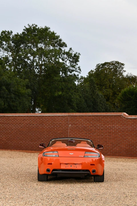2010 Aston Martin V8 Vantage (2006-2017) - Image 17 of 31