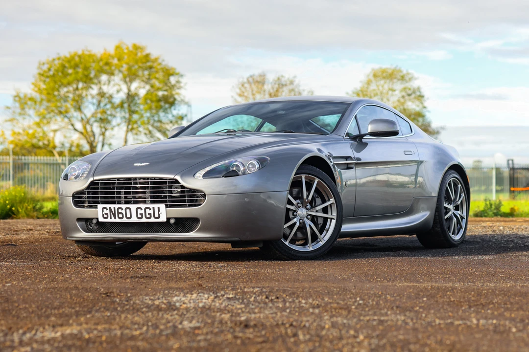 2010 Aston Martin V8 Vantage (2006-2017) - Image 10 of 31