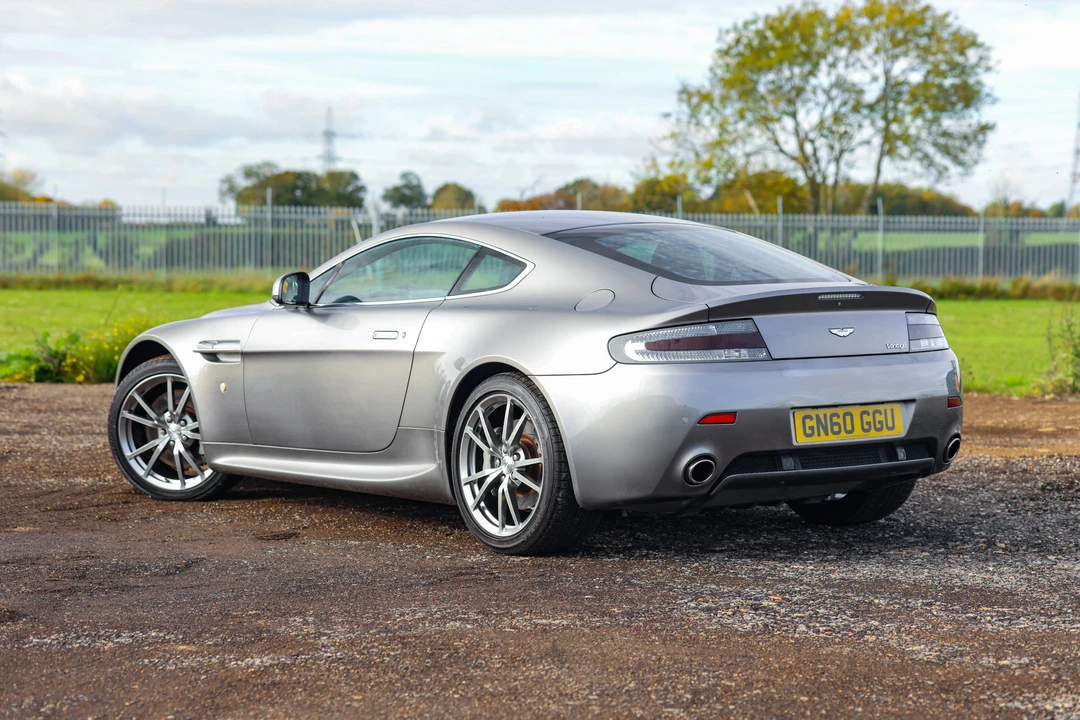 2010 Aston Martin V8 Vantage (2006-2017) - Image 5 of 31