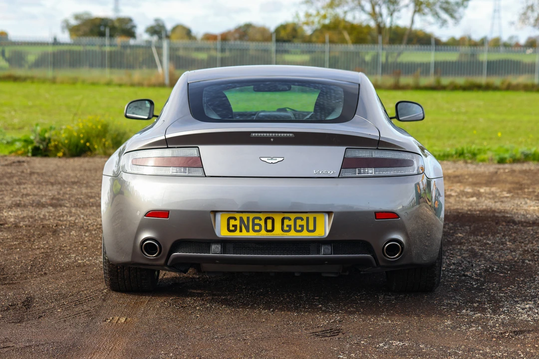 2010 Aston Martin V8 Vantage (2006-2017) - Image 6 of 31