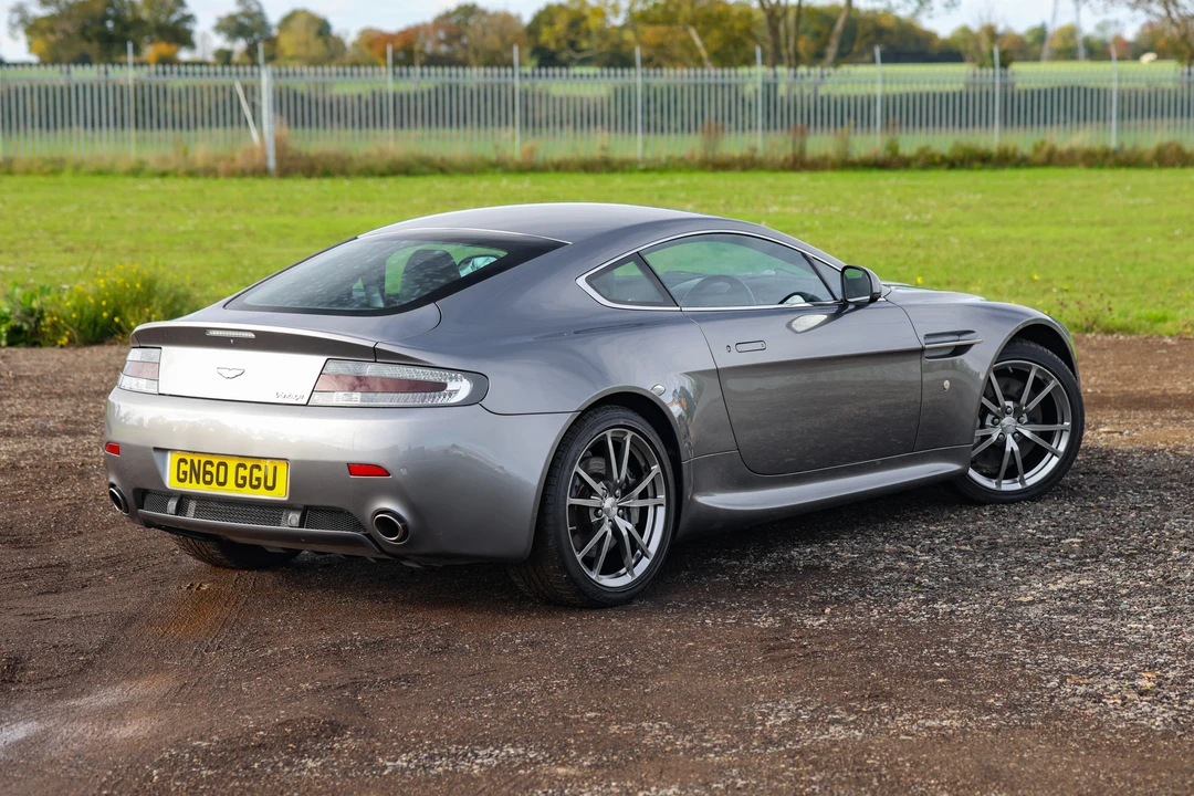 2010 Aston Martin V8 Vantage (2006-2017) - Image 29 of 31