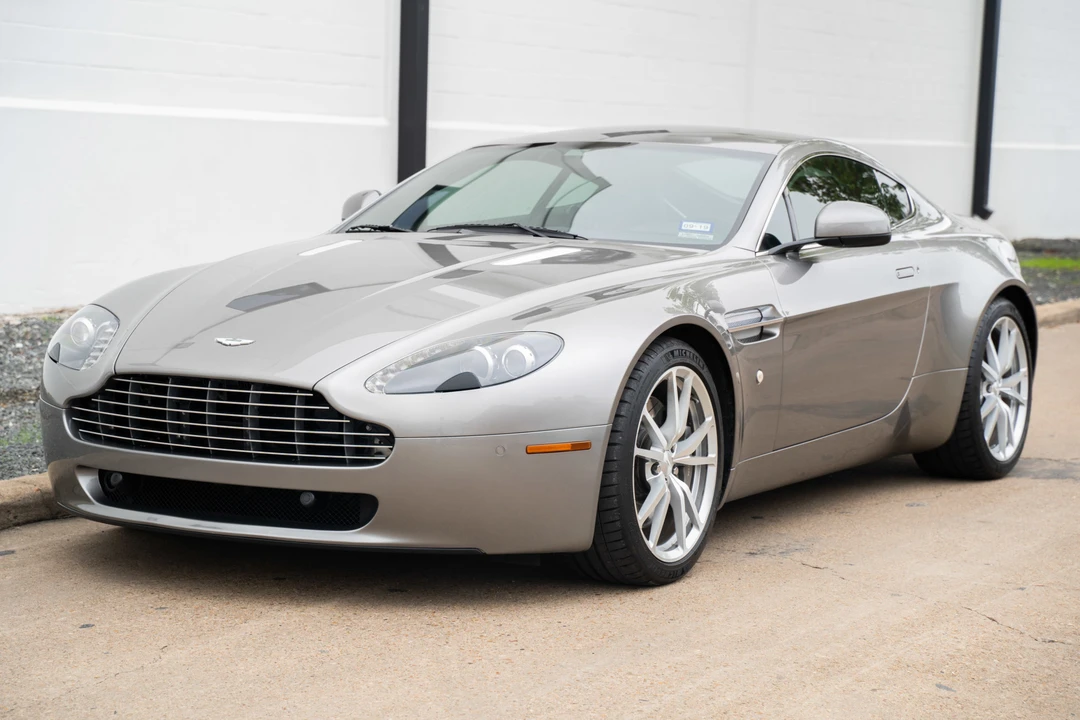 2010 Aston Martin V8 Vantage (2006-2017) - Image 1 of 31