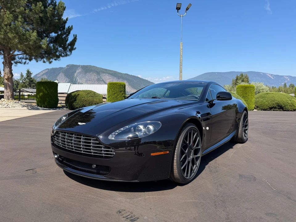 2010 Aston Martin V8 Vantage (2006-2017) - Image 14 of 31