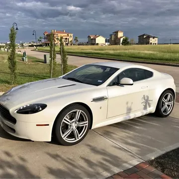 2010 Aston Martin Vantage V8