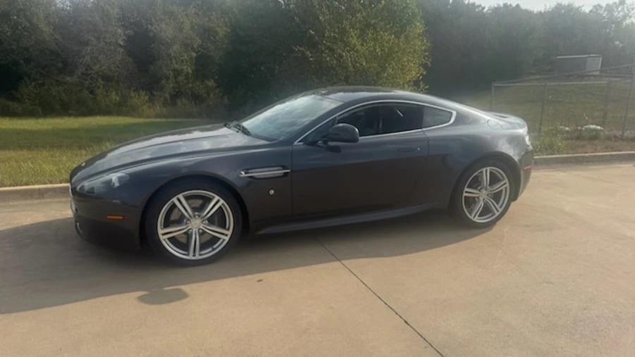 2010 Aston Martin V8 Vantage (2006-2017) - Image 6 of 17