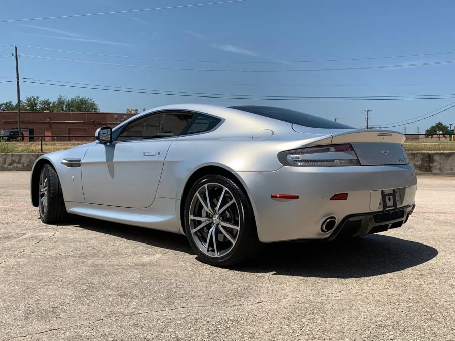 2010 Aston Martin Vantage - Image 3 of 10