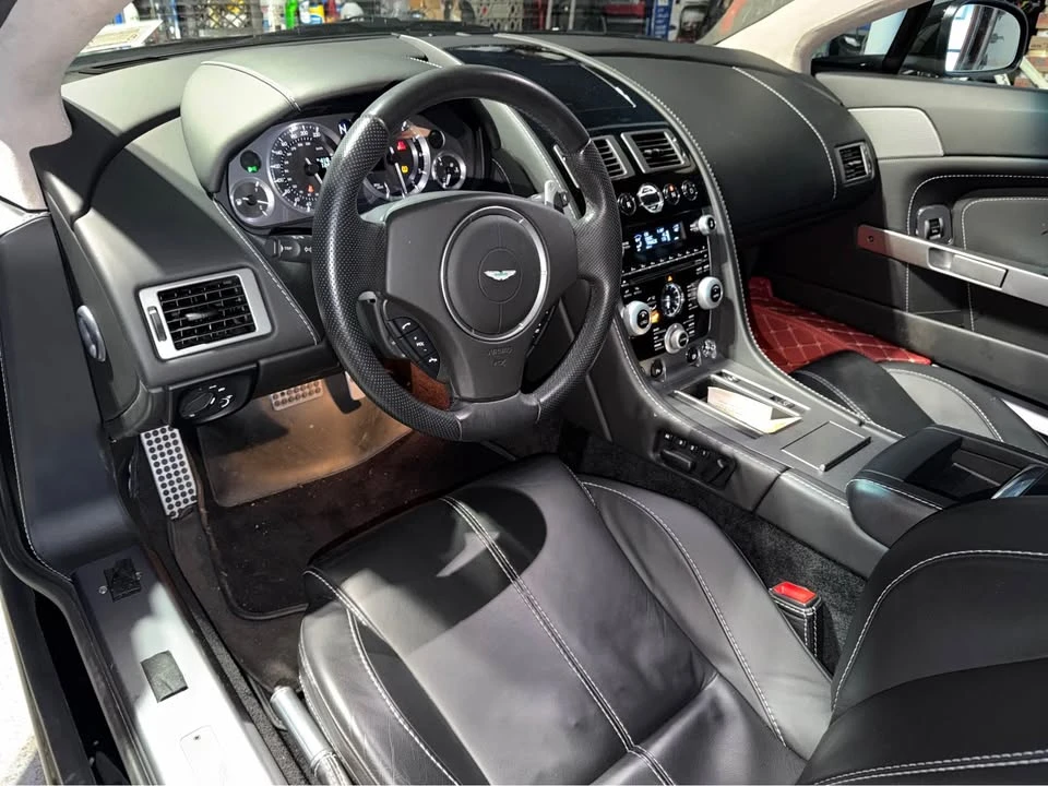 2010 Aston Martin V8 Vantage (2006-2017) - Image 13 of 19