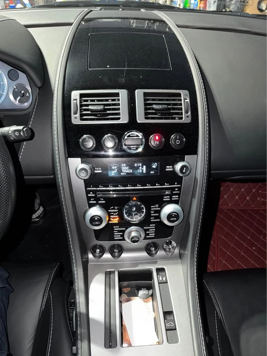 2010 Aston Martin V8 Vantage (2006-2017) - Image 14 of 19