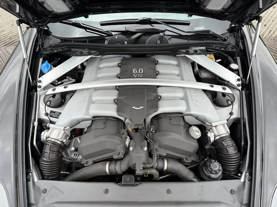 2010 Aston Martin DB9 - Image 17 of 18