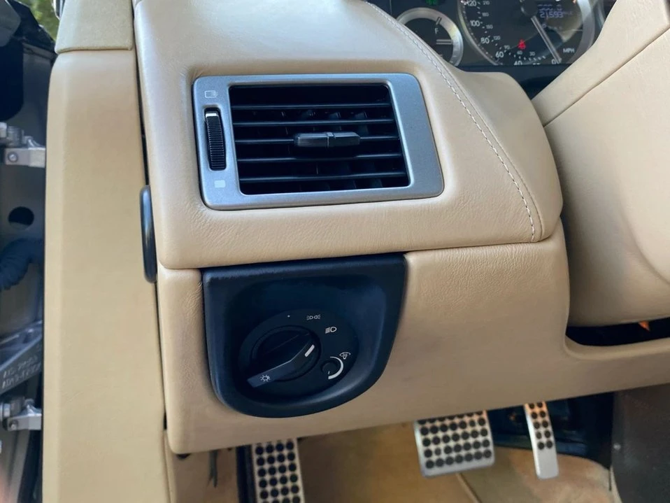 2010 Aston Martin Rapide - Image 14 of 20