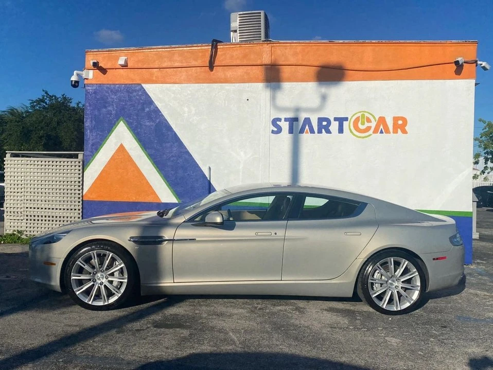 2010 Aston Martin Rapide - Image 8 of 20