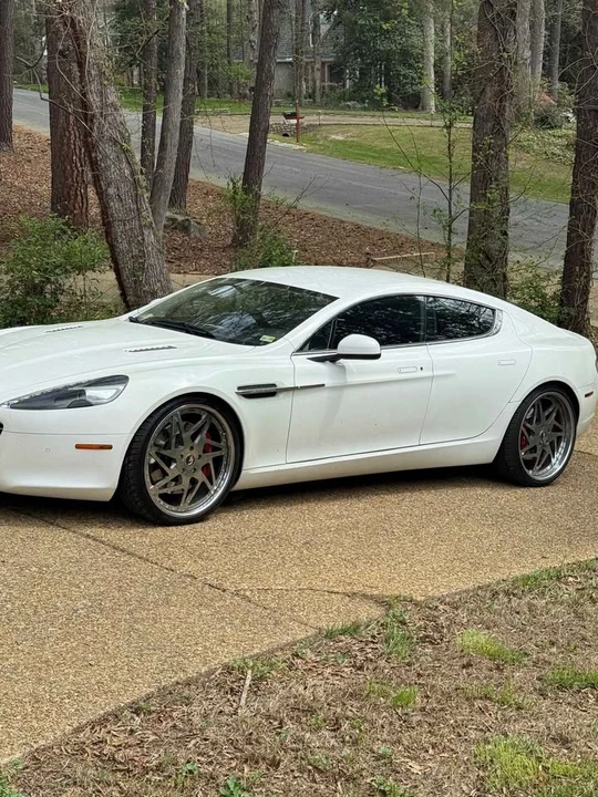 2010 Aston Martin Rapide - Image 4 of 7