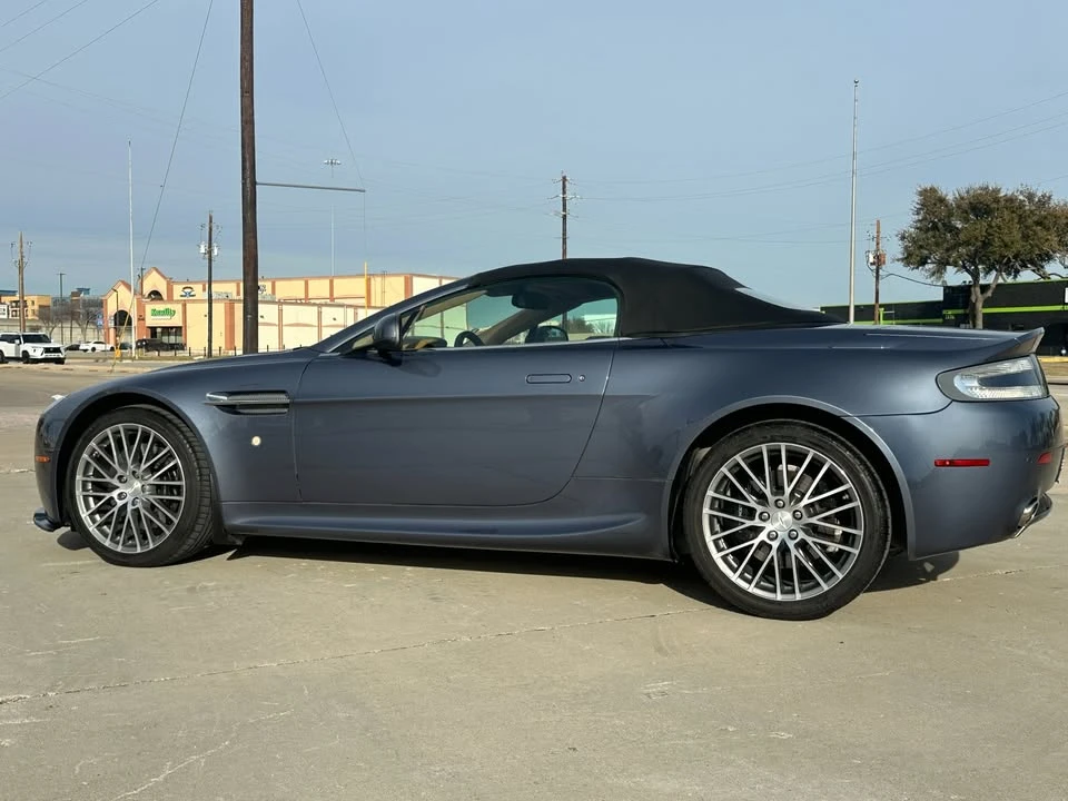 2010 Aston Martin V8 Vantage (2006-2017) - Image 5 of 20