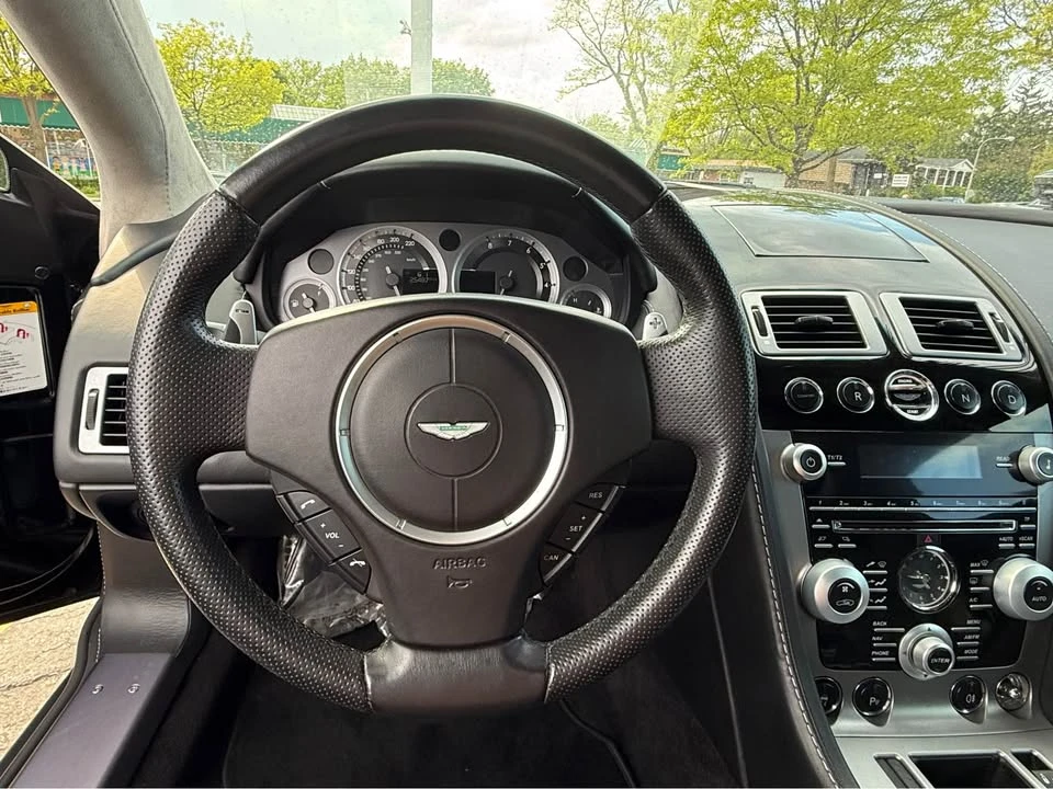 2010 Aston Martin V8 Vantage (2006-2017) - Image 5 of 10