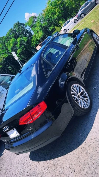 2010 Audi B8 A4 - Image 2 of 2