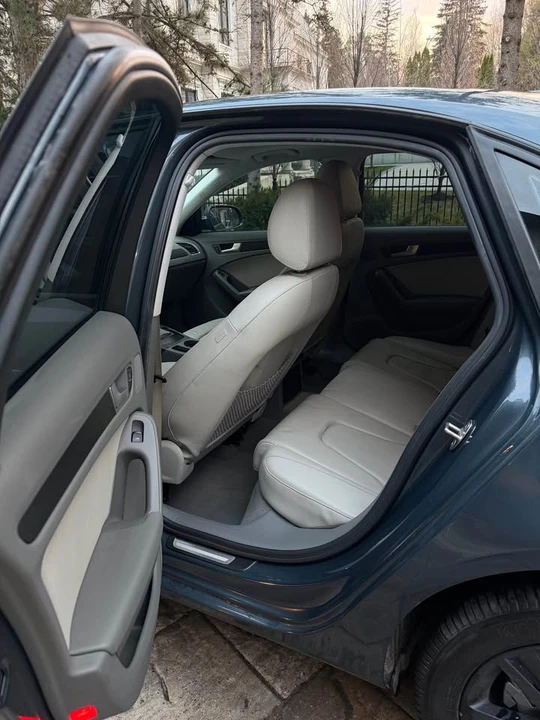 2010 Audi B8 A4 - Image 3 of 4