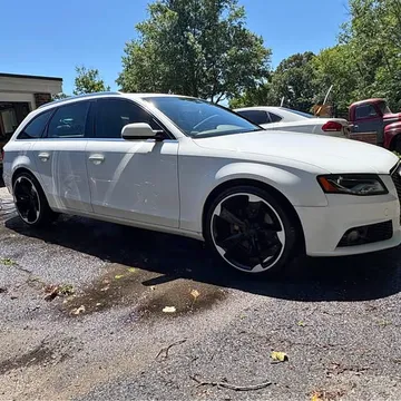 2010 Audi A4 2.0T Avant Quattro Premium