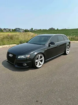 2010 Audi A4 2.0T Avant Quattro Wagon 4D