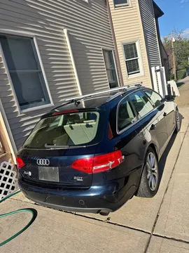 2010 Audi A4 2.0T Avant Quattro Wagon 4D
