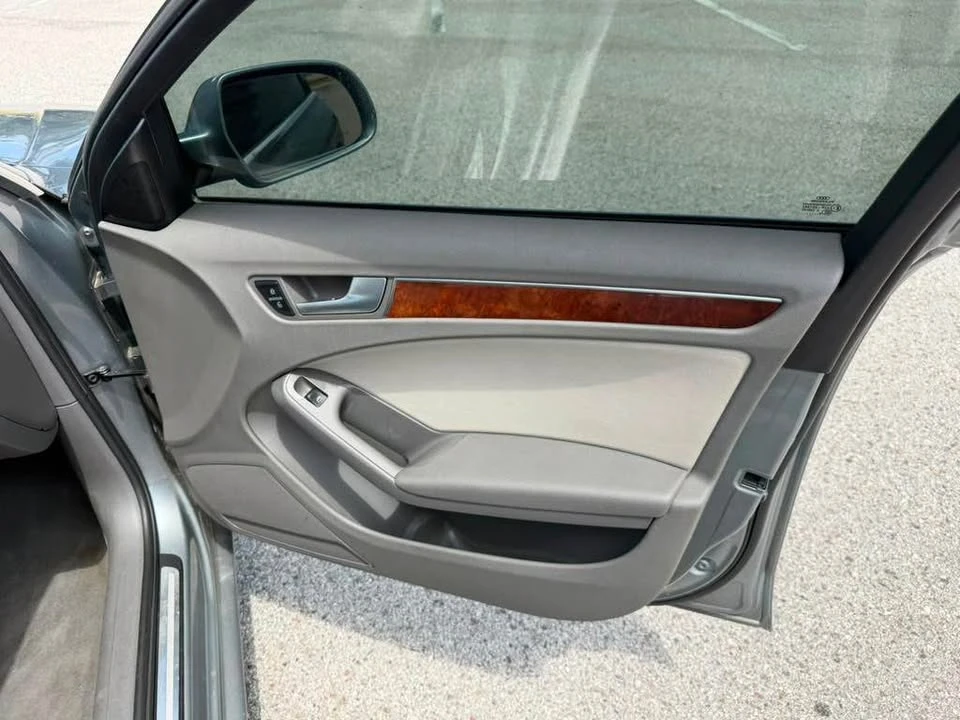 2010 Audi B8 A4 - Image 16 of 17