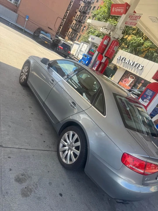 2010 Audi B8 A4 - Image 2 of 6