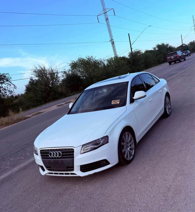 2010 Audi B8 A4 - Image 2 of 11