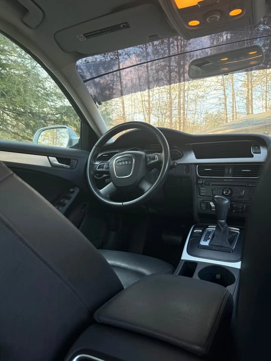 2010 Audi B8 A4 - Image 7 of 14