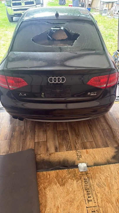 2010 Audi B8 A4 - Image 2 of 3
