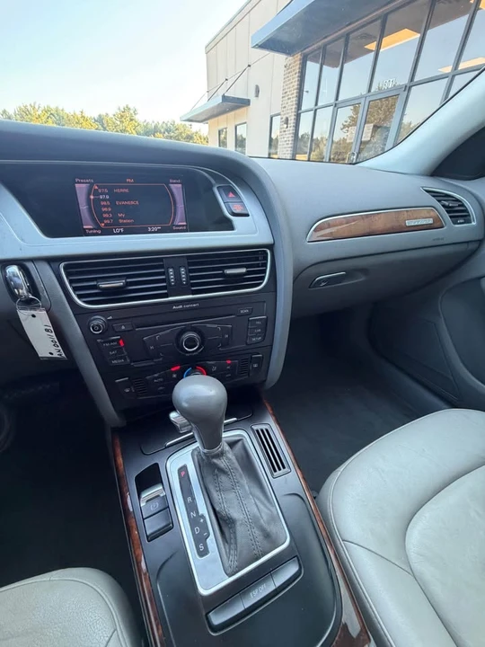 2010 Audi B8 A4 - Image 13 of 14