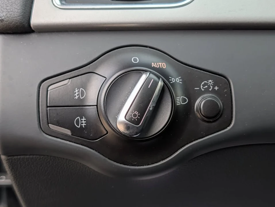 2010 Audi B8 A4 - Image 15 of 19