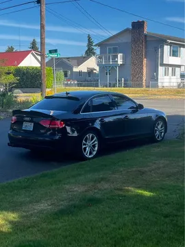 2010 Audi A4 2.0T Quattro Premium Sedan