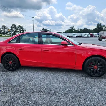 2010 Audi A4 2.0T Quattro Premium Sedan