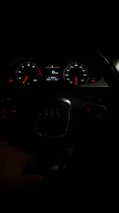 2010 Audi B8 A4 - Image 2 of 4