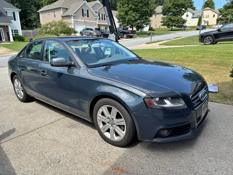 2010 Audi A4 2.0T Quattro Premium Sedan