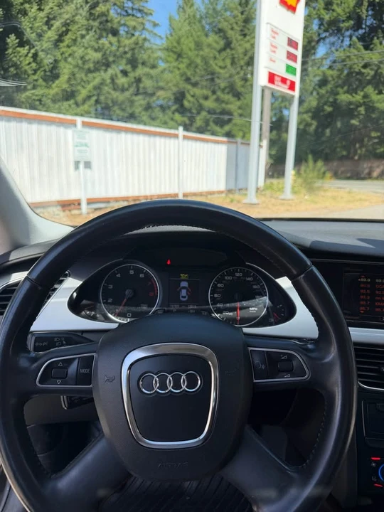 2010 Audi B8 A4 - Image 8 of 10
