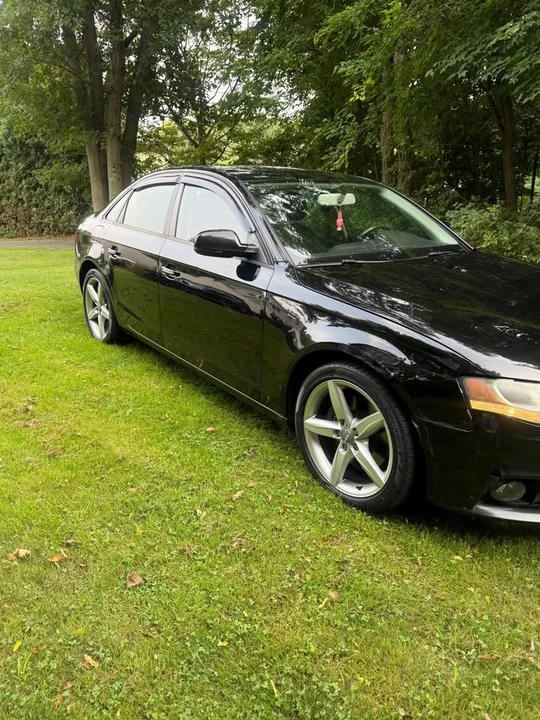 2010 Audi B8 A4 - Image 2 of 9