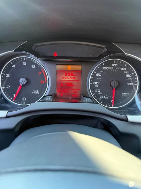 2010 Audi B8 A4 - Image 11 of 13