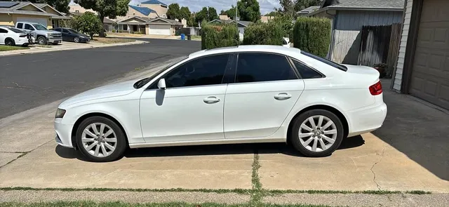 2010 Audi A4 2.0T Quattro Sedan 4D