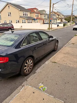 2010 Audi A4 2.0T Quattro Sedan 4D
