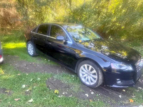 2010 Audi A4 2.0T Quattro Sedan 4D