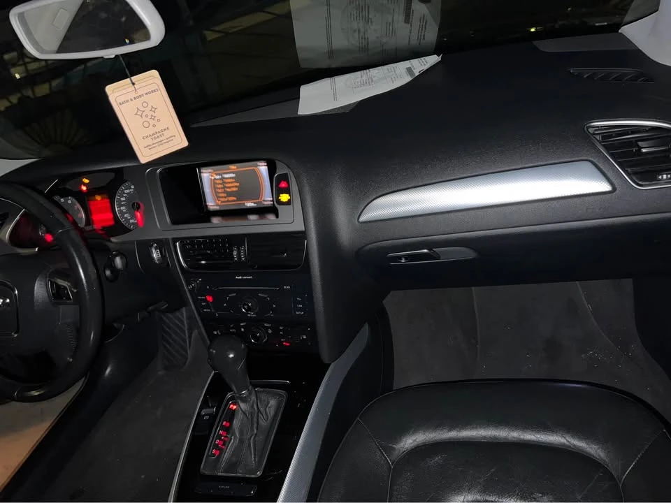 2010 Audi B8 A4 - Image 6 of 16