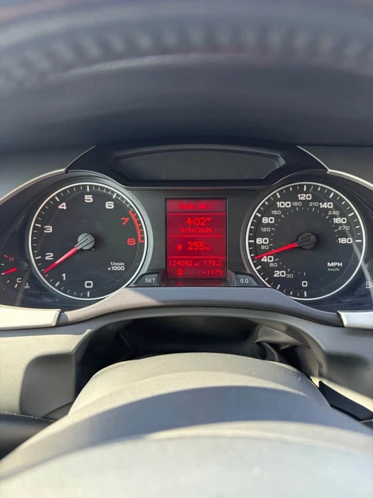 2010 Audi B8 A4 - Image 10 of 12
