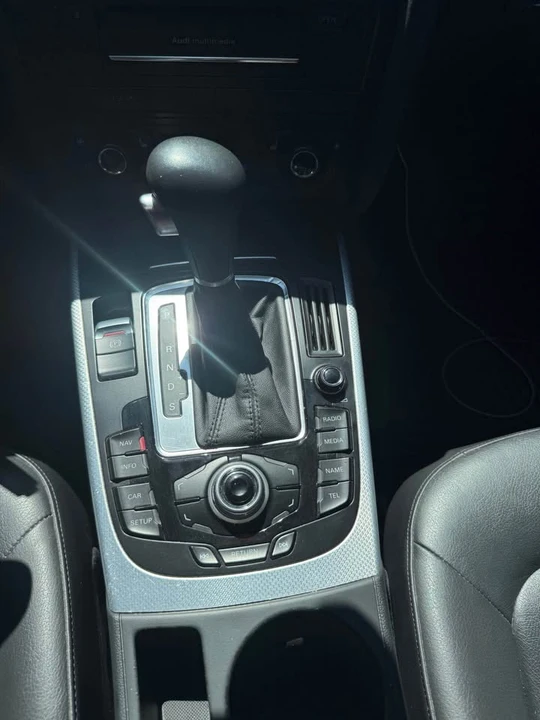 2010 Audi B8 A4 - Image 8 of 14
