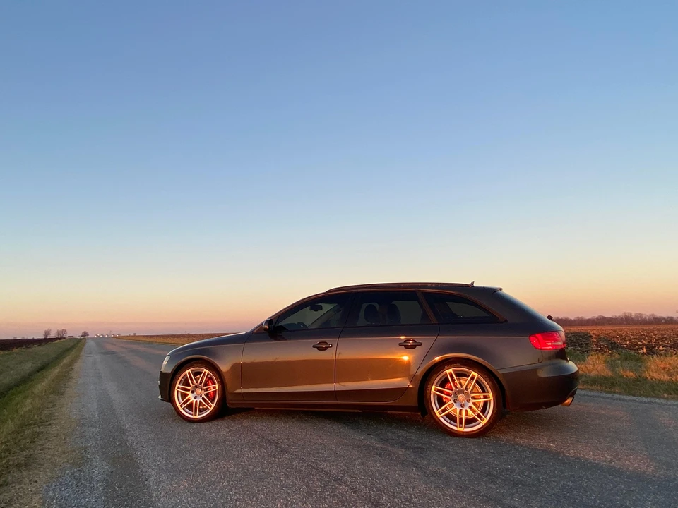 2010 Audi B8 A4 - Image 9 of 31