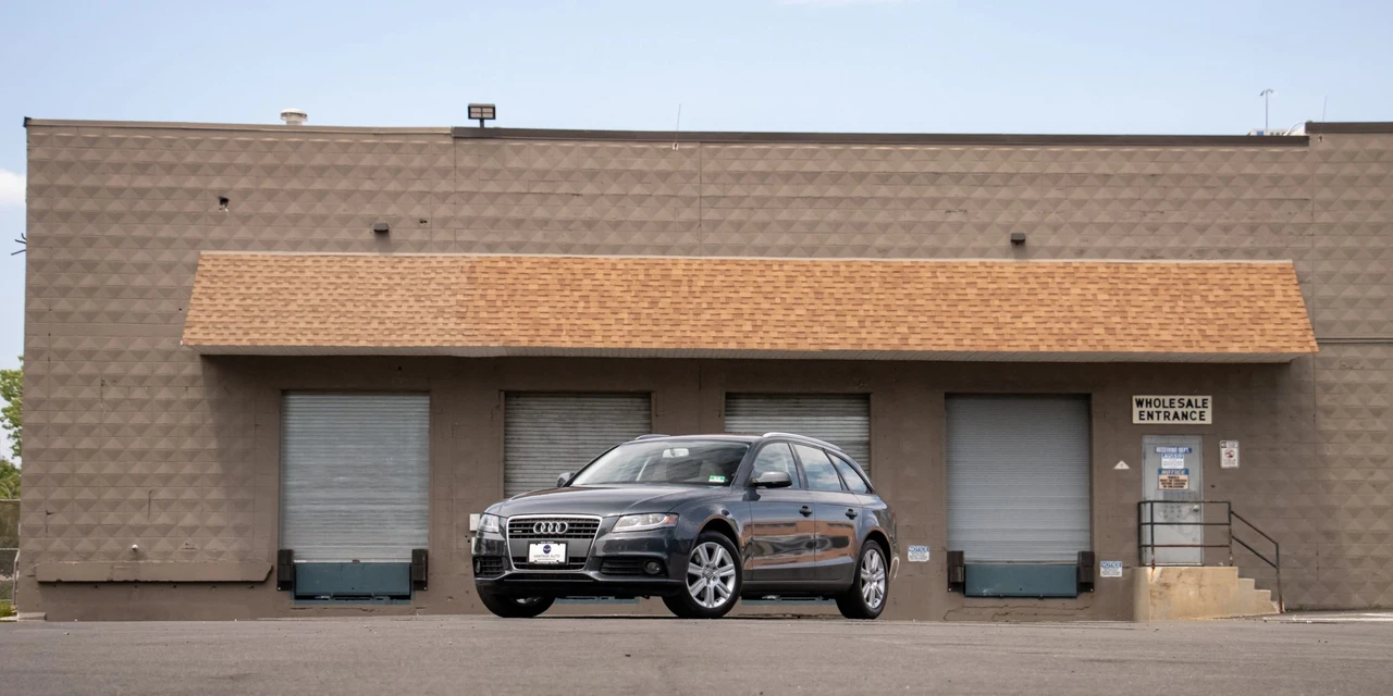 2010 Audi B8 A4 - Image 2 of 31