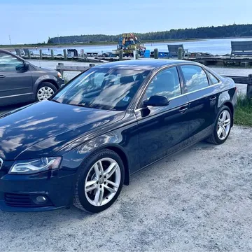 2010 Audi A4 2.0T Quattro