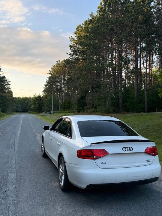 2010 Audi B8 A4 - Image 5 of 8