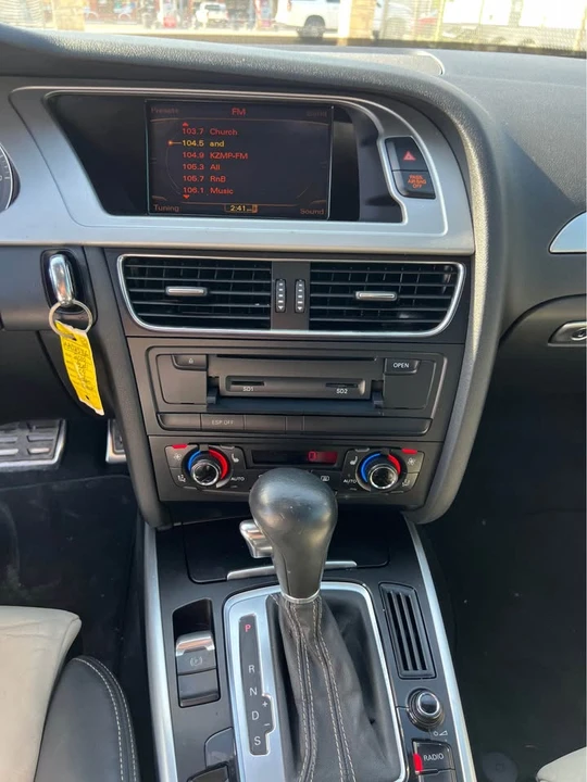 2010 Audi B8 A4 - Image 12 of 17
