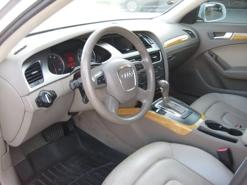 2010 Audi B8 A4 - Image 8 of 19